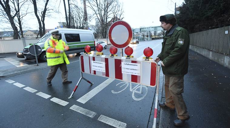 germany, WWII bomb, germany WWII bomb, Augsburg WWII bomb, Christmas, germany Christmas, world news, indian express