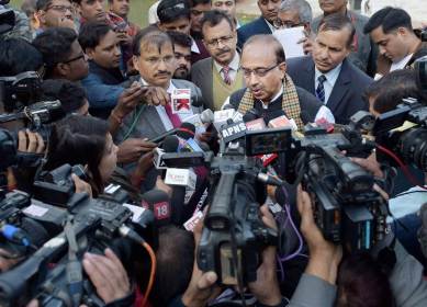 ioa, ioa suspension, sports ministry, ioa sports, vijay goel, chautala, kalmadi, Indian Olympic Association, Suresh Kalmadi, Abhay Singh Chautala, ioa news, sports news, sports, indian express news