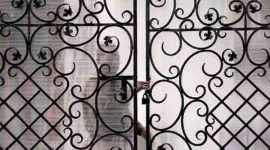 delhi police raid, delhi police major crackdown, law firm raid, t&t law firm, delhi police crime branch, delhi police, tax evaders, gk1, indian express news