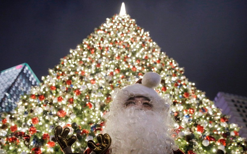 Christmas, Christmas 2016, merry christmas, x mas, x mas 2016, Merry Christmas 2016, Christmas celebrations, Christmas celebrations photos, Christmas photos, Christmas vatican, Christmas pictures, India Christmas, Pakistan Christmas, Iraq Christmas, china Christmas, indian express,