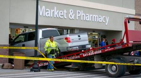 walmart accident, walmart crash, iowa crash, iowa accident, walmart accident, iowa walmart, iowa wal-mart, wal-mart accident, wal-mart truck crash, world news