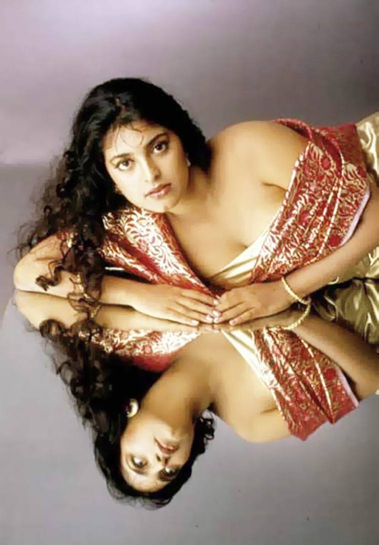 Juhi Chawla Sexyvideos - Juhi Chawla photos: 50 best looking, hot and beautiful HQ photos of Juhi  Chawla | Bollywood News - The Indian Express