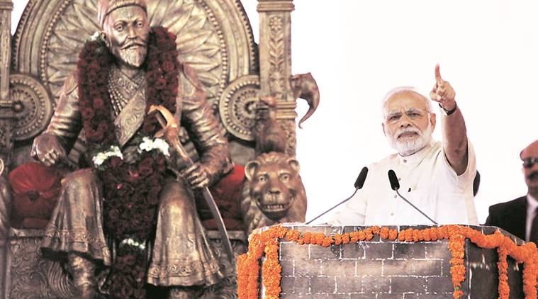 Prime Minister Narendra Modi addresses the crowd in Mumbai on Saturday. Pradip Das