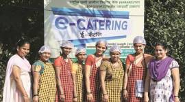 mumbai, mumbai railways, e catering, malvani cuisine, women caterers, women serving, sawantwadi, NABARD, indian express news, mumbai news, india news