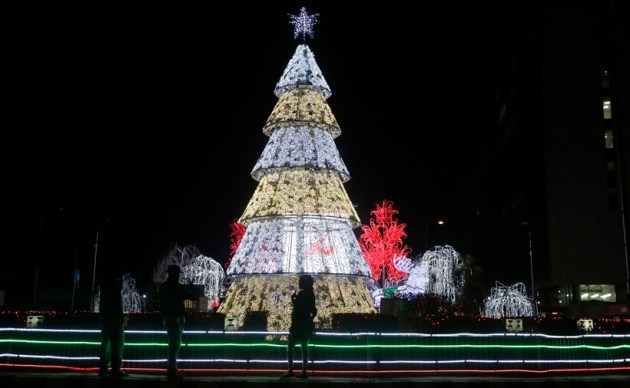 Christmas, Christmas 2016, merry christmas, x mas, x mas 2016, Merry Christmas 2016, Christmas celebrations, Christmas celebrations photos, Christmas photos, Christmas vatican, Christmas pictures, India Christmas, Pakistan Christmas, Iraq Christmas, china Christmas, indian express,