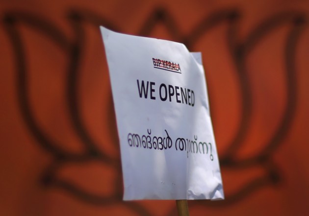 narendra modi, j jayalalithaa, rohith vemula death, jnu, jnusu, delhi pollution, world culture festival, demonetisation, cash crunch, state elections, supermoon, bjp, delhi festival, express photos, best express photos, indian express photos