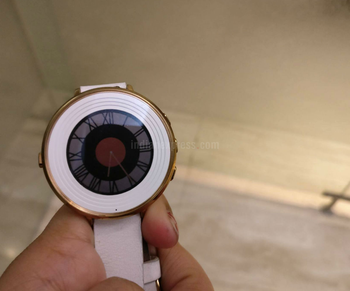 fitbit buys pebble