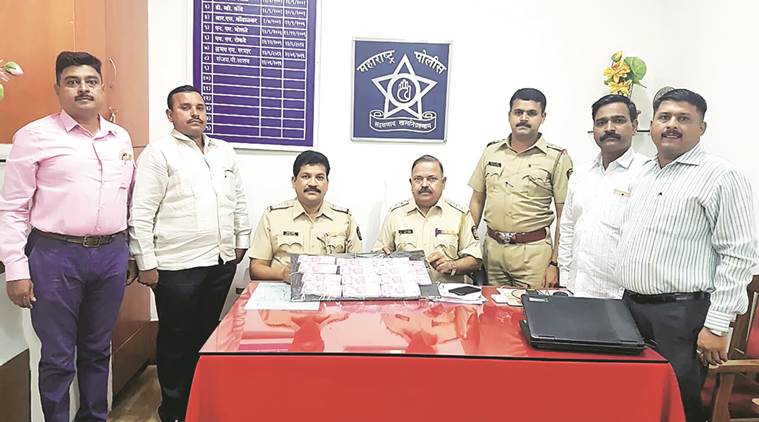 pune, GRP, Government Railway Police, money siezed, money siezed in train, pune money held, indian express news