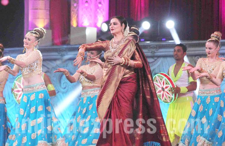 Rekha Dance Video Xxx - Rekha photos: 50 rare HD photos of Rekha | Bollywood News - The Indian  Express