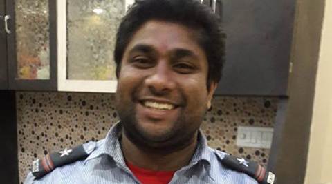 singing, arijit singh, guard singing songs, security guard singing songs, kolkata guard singing songs, security guard singing arijit songs, viral videos, trending videos, kolkata news, indian express