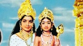 jayalalithaa, sridevi jayalalithaa, jayalalitha, sridevi jayalalitha pictures, sridevi jayalalithaa pictures, jayalalithaa sridevi pictures, jaya death, jayalalitha death, jayalalithaa news, tamil nadu cm death, jayalalithaa death news, tamil news, entertainment news