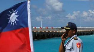 china, taiwan, china jets, south china sea, taiwan jets, taiwan navy, taiwan scrambles jets, taiwan navy ships, china's aircraft carrier, china-taiwan, china-taiwan relatonship, world news, indian express news