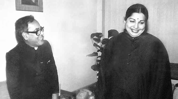 jayalalithaa dead, jayalalithaa dies, jayalalithaa news, jayalalithaa health, jayalalitha dead, jayalalitha dies, amma dead, amma dies, amma news, jayalalithaa heart attack, jayalalithaa cardiac arrest, jayalalitha heart attack, india news