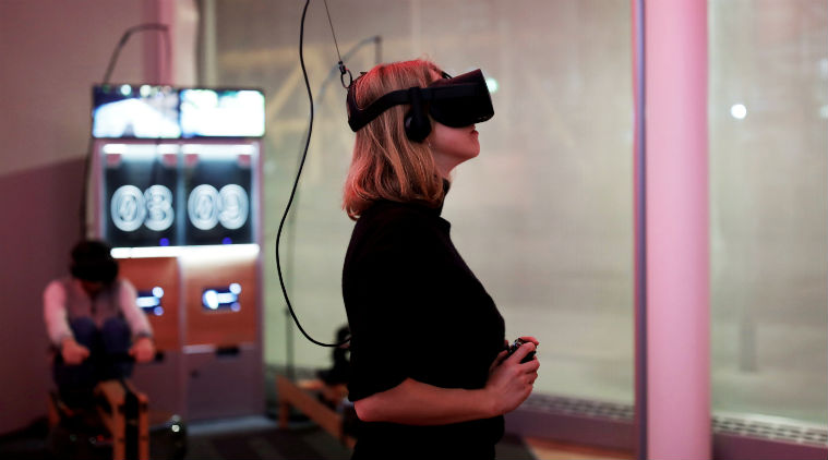 Virtual Reality, how to repair motor skills in an impaired limb, how to improve motor skills, VR to improve mobility of limbs, Motorised gloves improve motor skills of impaired hand, VR training scheme, How to help stroke patients, Science, Science News