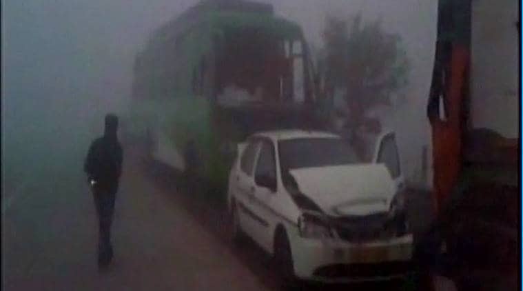 Yamuna Expressway, Yamuna Expressway highway, Yamuna Expressway accident, dense fog casualties, fog, Delhi, Noida, Greater Noida, highway accident, indian express news