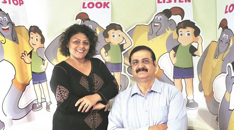 mumbai, mumbai pillion riders, two wheeler deaths mumbai, mumbai news, helmet workshop, helmet workshop mumbai