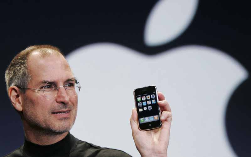 Apple, Apple iPhone, iPhone 10 years, Apple iPhone 10th anniversary, iPhone 2007, First iPhone launched, Apple iPhone launched, iPhone 10 years, Apple iPhone 10 year anniversary, iPhone turns 10, Apple CEO, Steve Jobs