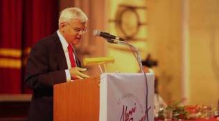 Could Ashley J Tellis be the new US ambassador to India?