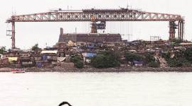 Mumbai, mumbai civic amenities, Worli, Lower Parel, densely populated, commercial office spaces, parking, traffic, birhanmumbai municipal corporation, BMC, mumbai news, indian express news