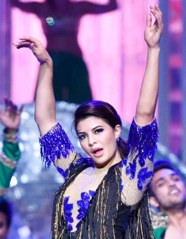 Stardust Awards 2016, Stardust Awards 2016 pics, Stardust Awards 2016 performances, Iulia Vantur, Iulia Vantur pics, Iulia Vantur images, shah rukh khan, Parineeti Chopra, Parineeti Chopra pics, Parineeti Chopra images, Jacqueline Fernandez, Jacqueline Fernandez images, Jacqueline Fernandez pics, ranbir kapoor, stardust pics, stardust awards, entertainment news, indian express, colors, indian express news