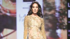 Monisha Jaising, Summer/Resort 2017 line for Lakme Fashion Week, Lakme Fashion Week, Costa neoClassica, JioGarden at the Bandra-Kurla Complex, Fashion news, Fashion show, latest news, India news