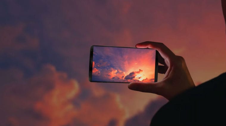 Samsung, galaxy S8, galaxy s8 rumours, galaxy s8 first look, galaxy s8 images, galaxy s8 promotional video, galaxy s8 official first look, galaxy s8 launch date, galaxy s8 display, galaxy s8 leaks, technology, technology news