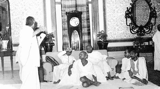 Gandhi Conclave, Gandhi Conclave Patna, Champaran Satyagraha, Gandhi Champaran visit, Gandhi freedom movement, Mahatma Gandhi, Gandhi Swadeshi movement, indian express coloumn