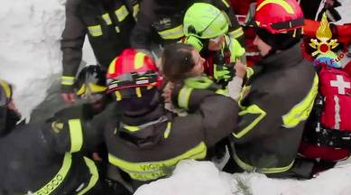 Italy avalanche, Italy avalanche report, Italy avalanche deaths, Italy avalanche survivors, Italy avalanche missing reports, Hotel Rigopiano, Hotel Rigopiano avalanche report, latest news, world news, indian express news
