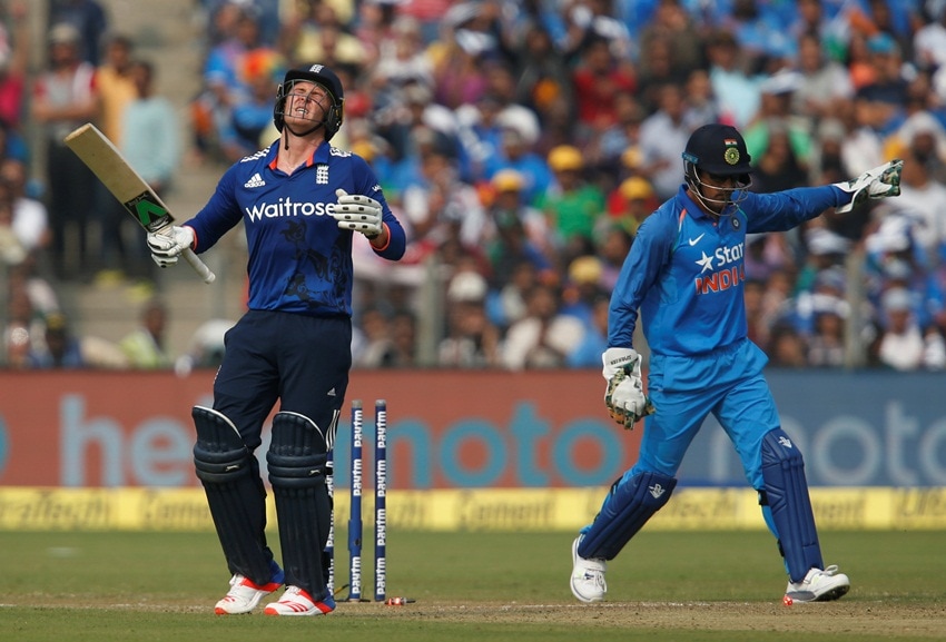 virat kohli, kohli 100, kedar jadhav, jadhav 100, india vs england, ind vs eng photos, ind vs eng pics, india vs england first odi images, ind vs eng first odi, ind vs eng odi series, india vs england first odi win, captain kohli, ms dhoni, cricket news, sports news
