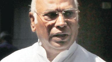 Congress raises Maharashtra caste issue in Parliament