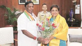 Kiran Bedi, Puducherry Lt Governor, kiran bedi resignation, budget, kiran bedi budget, budget 2017, Chief Minister V Narayanasamy, money allocation, indian express news, india news