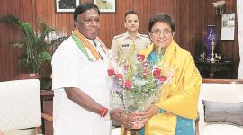Locked in turf with LG Kiran Bedi, Puducherry CM Narayanasamy wants SC's Delhi ruling to be followed in UT
