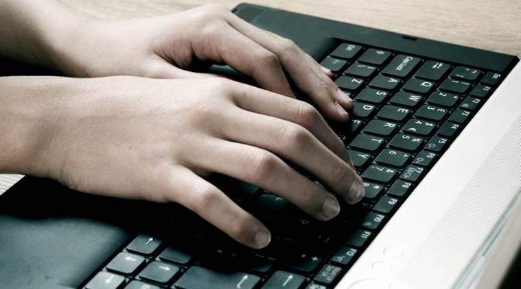 laptop bombs, laptop bombs in airport, Islamic State, Al Qaeda, US, UK, travel ban on travellers from muslim countries, electronic devices, bomb on airport scanners, laptop bombs-airport scanners, world news, indian express