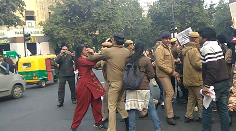 JNU, JNu journalist beaten, in uth journalist beaten, delhi police, delhi assembly, manish sisodia, delhi news, indian express news