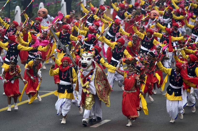 Republic Day, republic Day 2018, republic Day parade, Republic day function, India gate fuction, Student performers, Narendra Modi, ram Nath Kovind, Republic day stage,