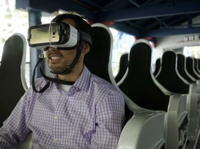 virtual reality, VR, VR devices, VR headset, virtual reality uses, VR use case, near death experience, NDE, immersive VR, VR reduce fear of death, VR study, Samsung Gear VR, Oculus VR, gadgets, sceince, technology, technology news