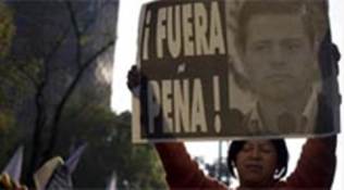 Unrest over Mexico gasoline price hike erupts into looting