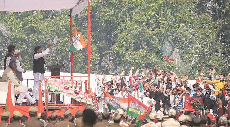 sp congress alliance, samajwadi congress alliance, rahul akhilesh, rahul gandhi, akhilesh yadav, rahul akhilesh rally, samajwadi congress up polls, up elections, up alliance, samajwadi party up elections, india news