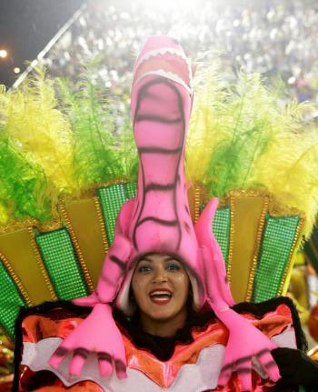 Brazil Carnival 2017: From political parades to bloc parties, Brazilians  take the wild way