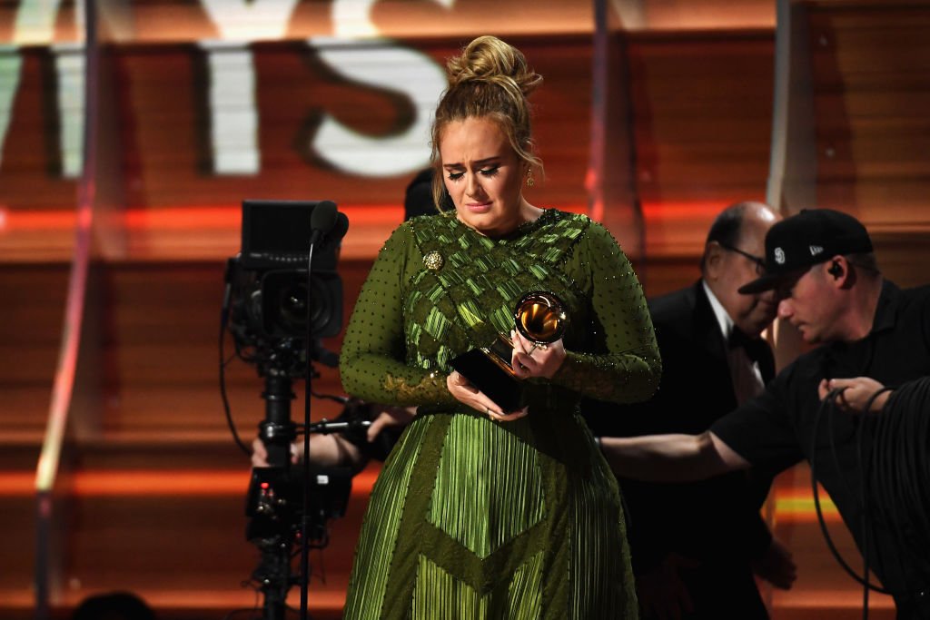 Grammy Awards 2017: Adele Sweeps 59th Grammys, Wins Top 3 Categories ...