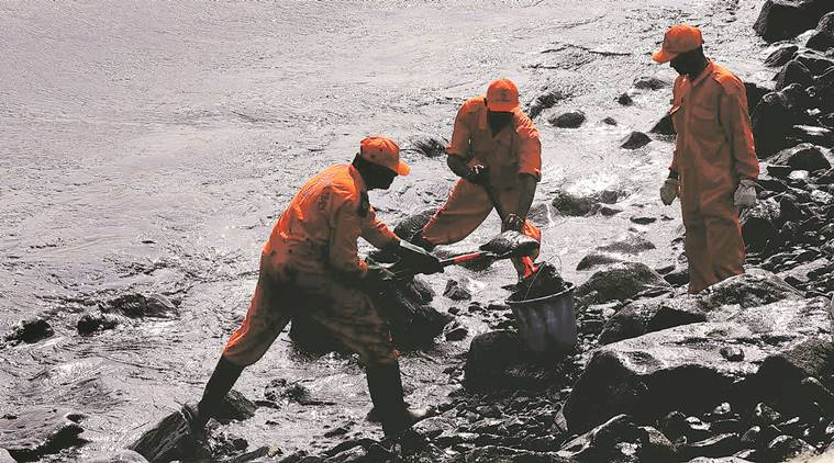 chennai oil spill, chennai ship collide, chennai ship collision, Kamarajar port, Ennore oil spill, indian express news, india news