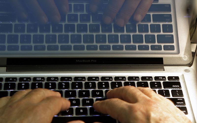 Torrents, Torrents websites, Google, Google bans Torrents, Torrents Search engine, Search engines, Torrents UK, Torrents banned, Copyright, Online piracy