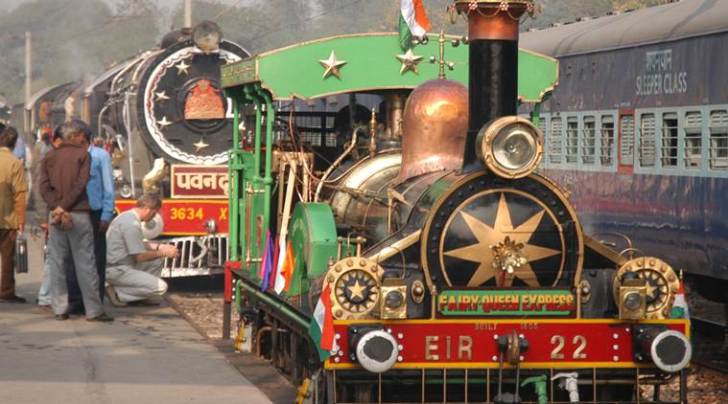 steam locomotive, oldest steam locomotive, oldest steam locomotive delhi, delhi cantonment, delhi cantonment steam locomotive, delhi cantonment rewari, oldest steam locomotive restored