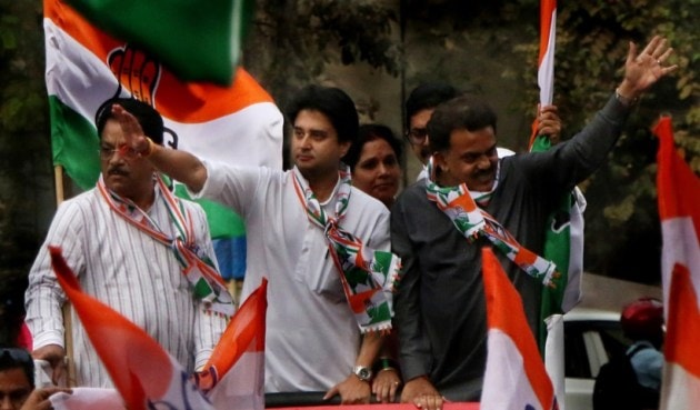 BMC elections 2017, BMC polls, BMC elections, BMC, Brihanmumbai Municipal Corporation, Devendra Fadnavis, BMC polls campaign, BMC polls rallies, Raj Thackeray, Jyoriraditya scindia, Manish tewari, BMC polls photos, BMC election campaign pictures, maharashtra, photo galley, BMC polls photo gallery