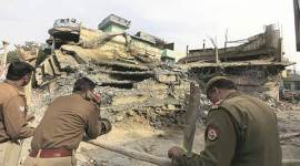 Kanpur building collapse, seven died in Kanpur building collapse, Kanpur building made in 45 days, building constructed without authorities permission, Kanpur news, India news, Indian Express