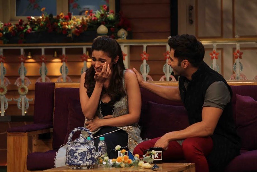 The Kapil Sharma Show: Varun Dhawan Turns Dulhania, Alia Bhatt Is In ...