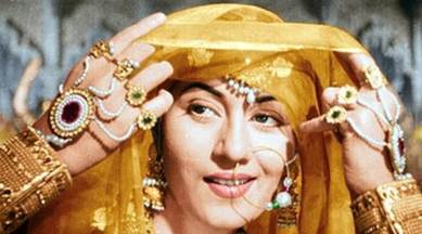 Actarss Madubala Sex Vedovs - Madhubala birthday: Madhubala's real story is as tragic as her iconic  character, Mughal-E-Azam's Anarkali | Bollywood News - The Indian Express