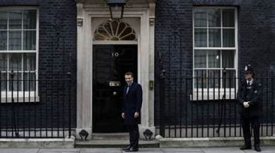 Emmanuel Macron, Emmanuel Macron UK, Emmanuel Macron merkel, angela merkel, germany, EU, European Union, France presidential elections, france presidential election, france election 2017, france presidential election 2017, Manuel Valls, Francois Fillon, Francois Fillon wife scandal, latest news, latest world news