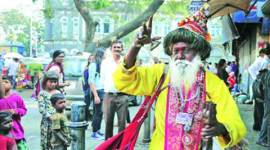 mumbai, mumbai news, mumbai bhajan singer, bmc elections, bmc polls, bmc, mumbai vote, indian express, india news