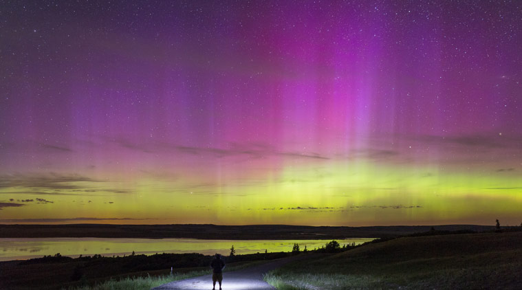 Northern Lights, Northern Light phenomenon, Solar wind increases,  decreasing sunspots, electronic devices devastation, heliosphere, cosmic radiation,  magnetic activity, Sun's atmosphere, protective influence of the Earth, solar blasts, Science, Science news